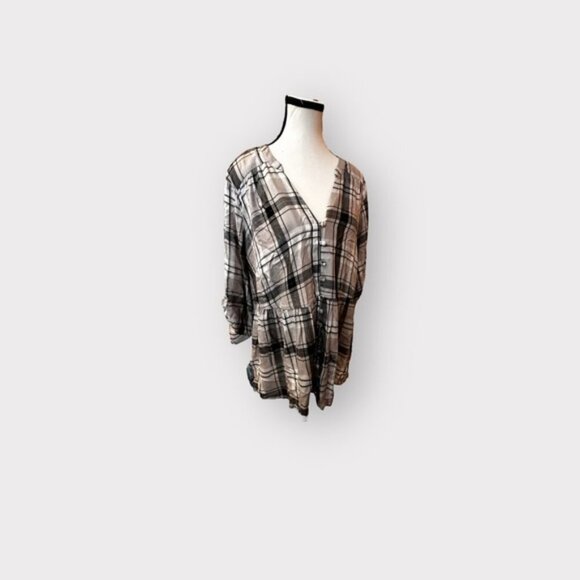 NWT Women’s Torrid Beige Gold Black Babydoll Rayon Twill Button-Front Top 2 2XL - Picture 9 of 14